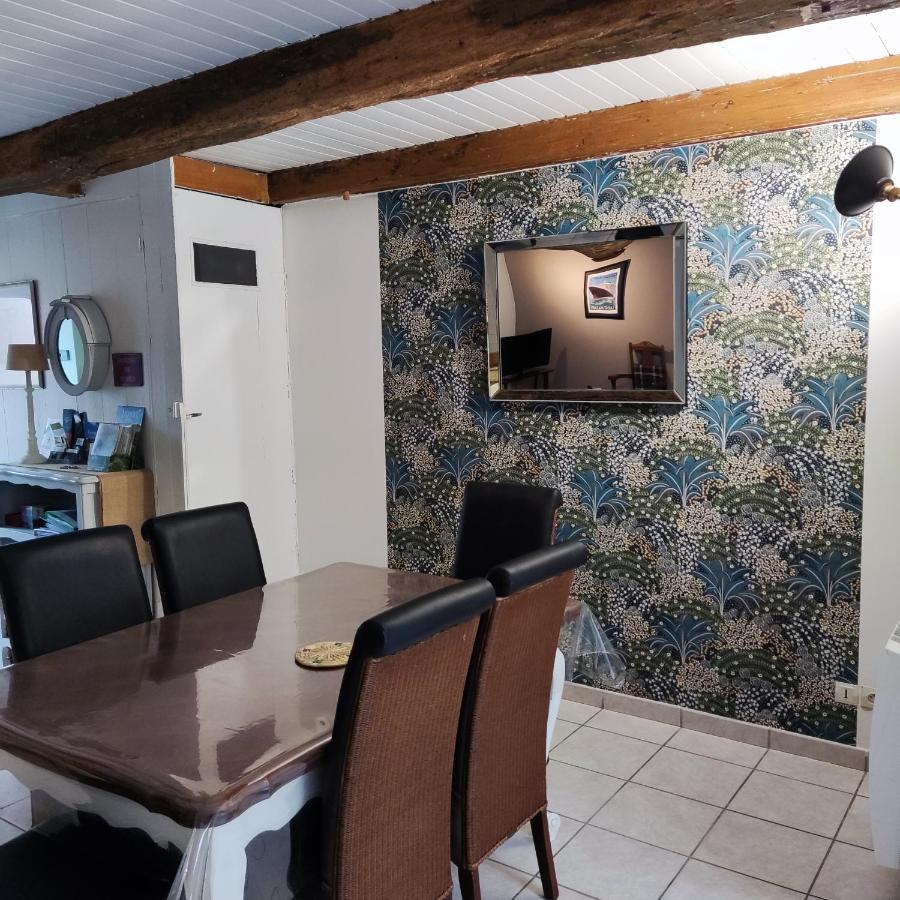 Gite De L'Escapade Frossay Luaran gambar